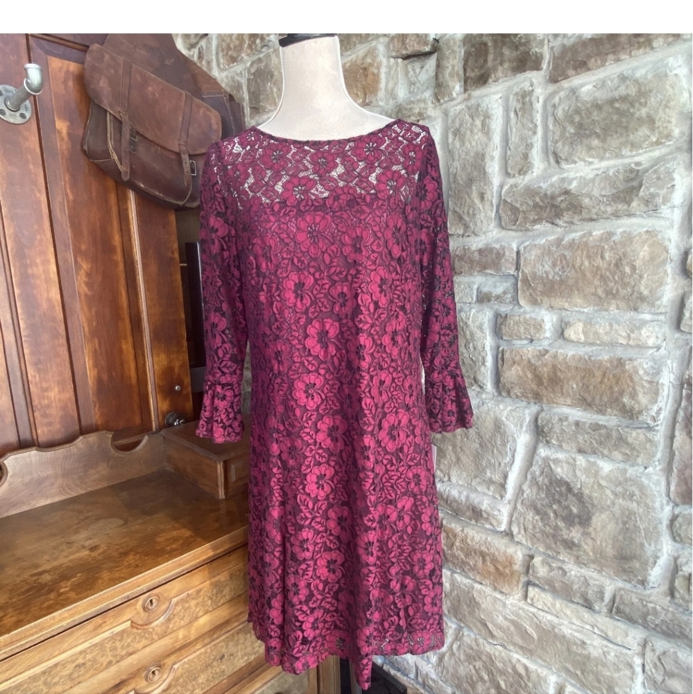 Modcloth lace dress